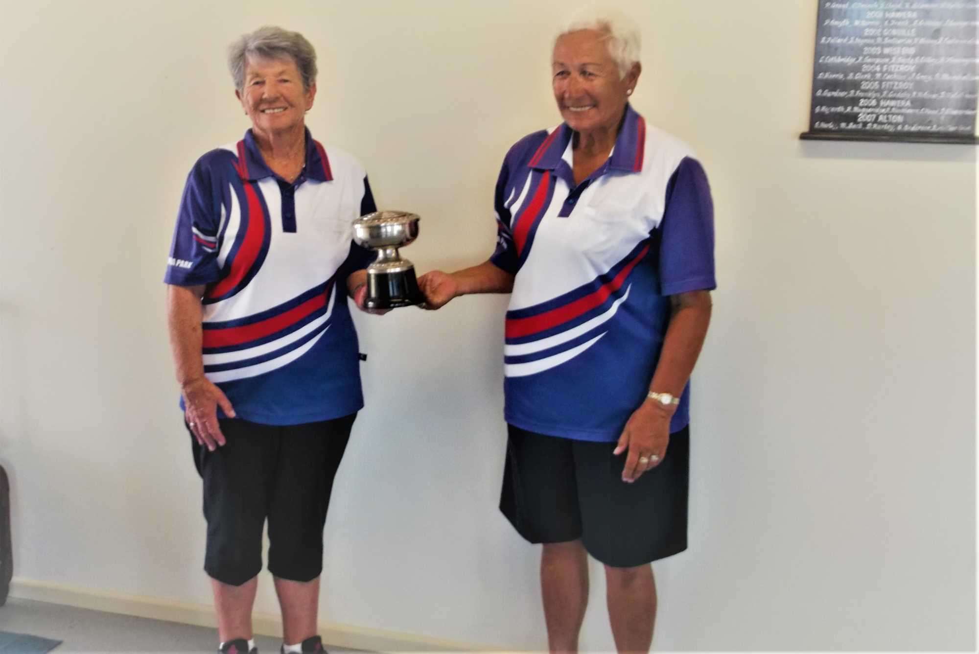 Hawera pair play dominant role