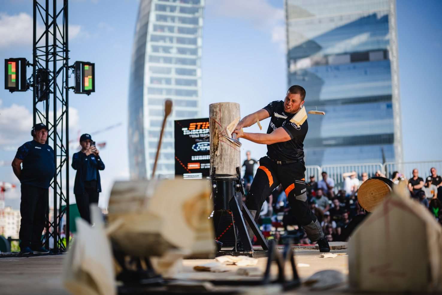 Woodchopping: Jordan smashes world record in title win