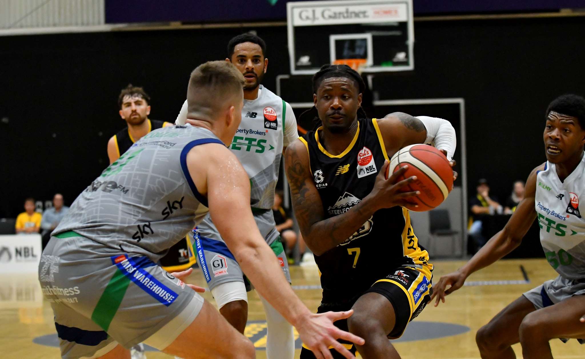 Basketball: Taranaki edged by Jets in NBL