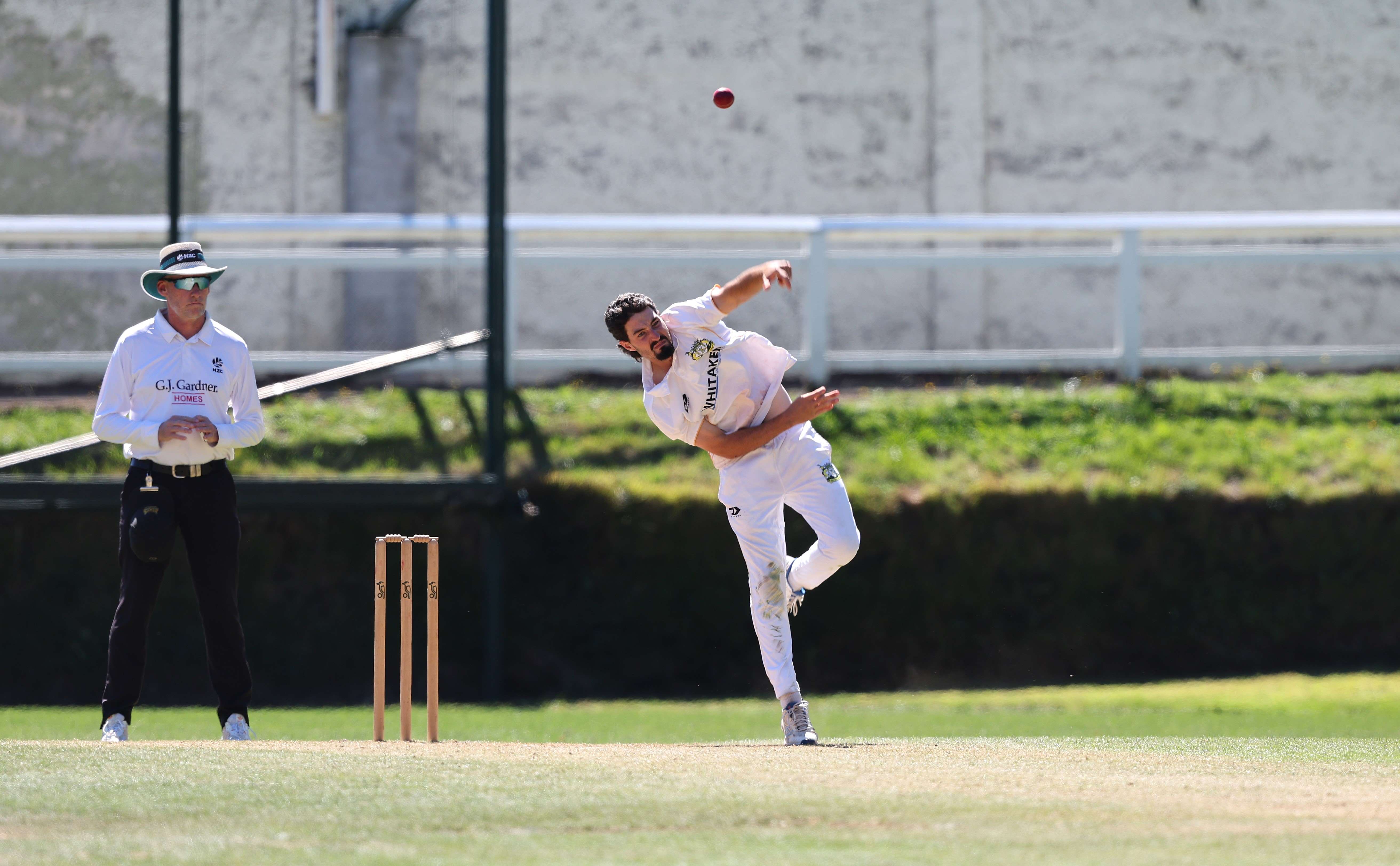 Cricket: Taranaki back to winning ways