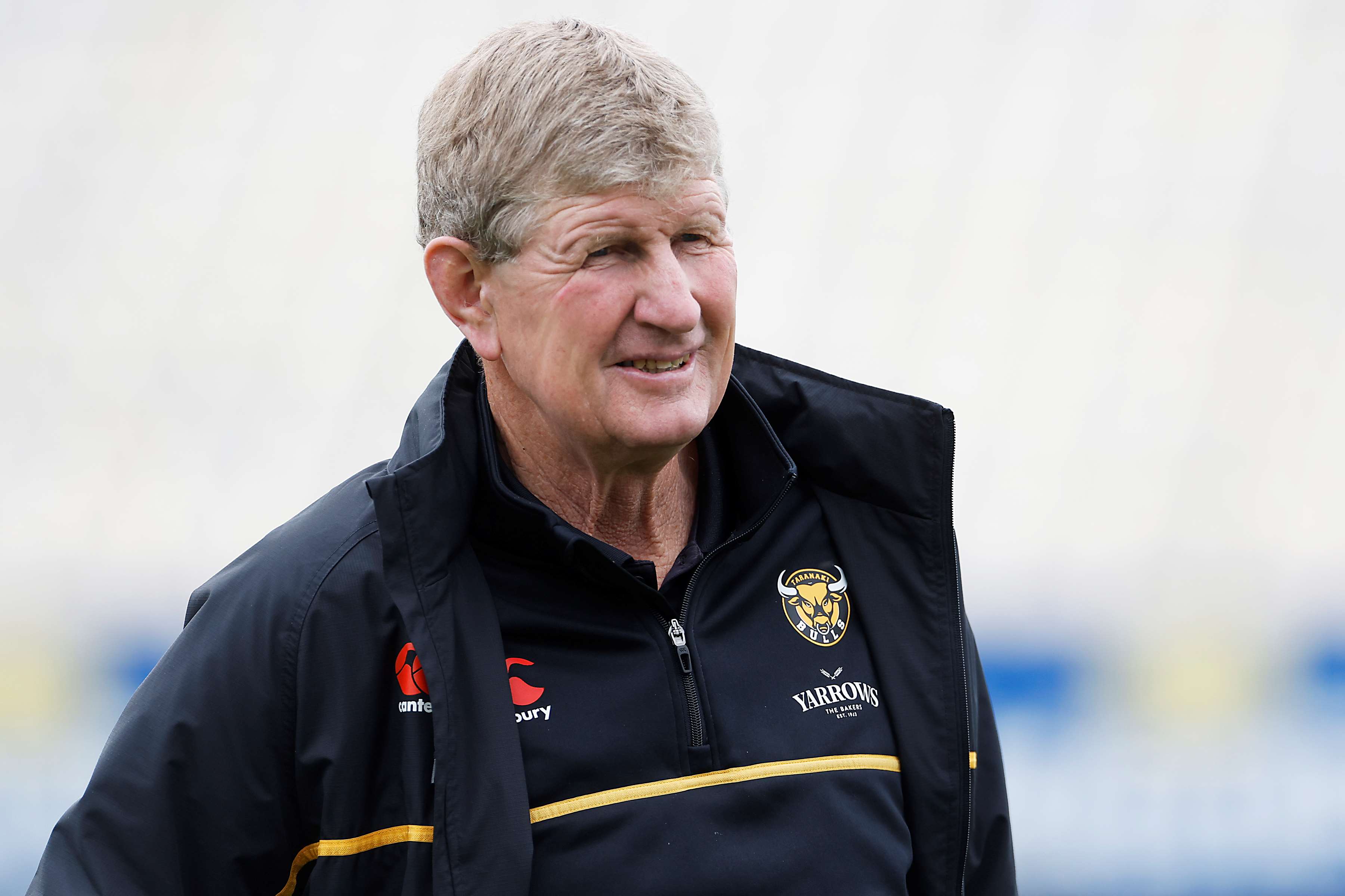 Rugby: Barnes back for another season