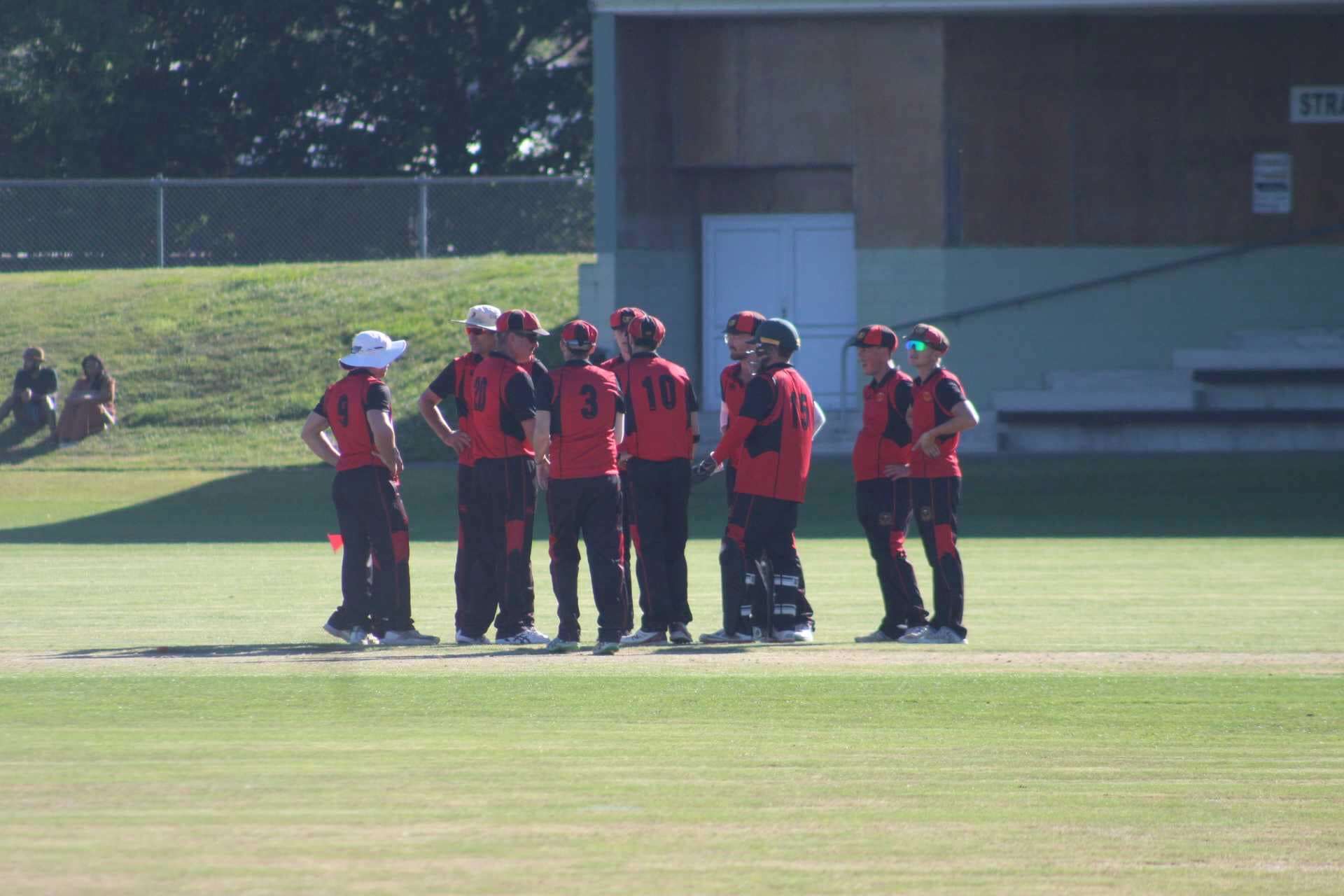 Cricket: Premier finalists chase drought-breaking title