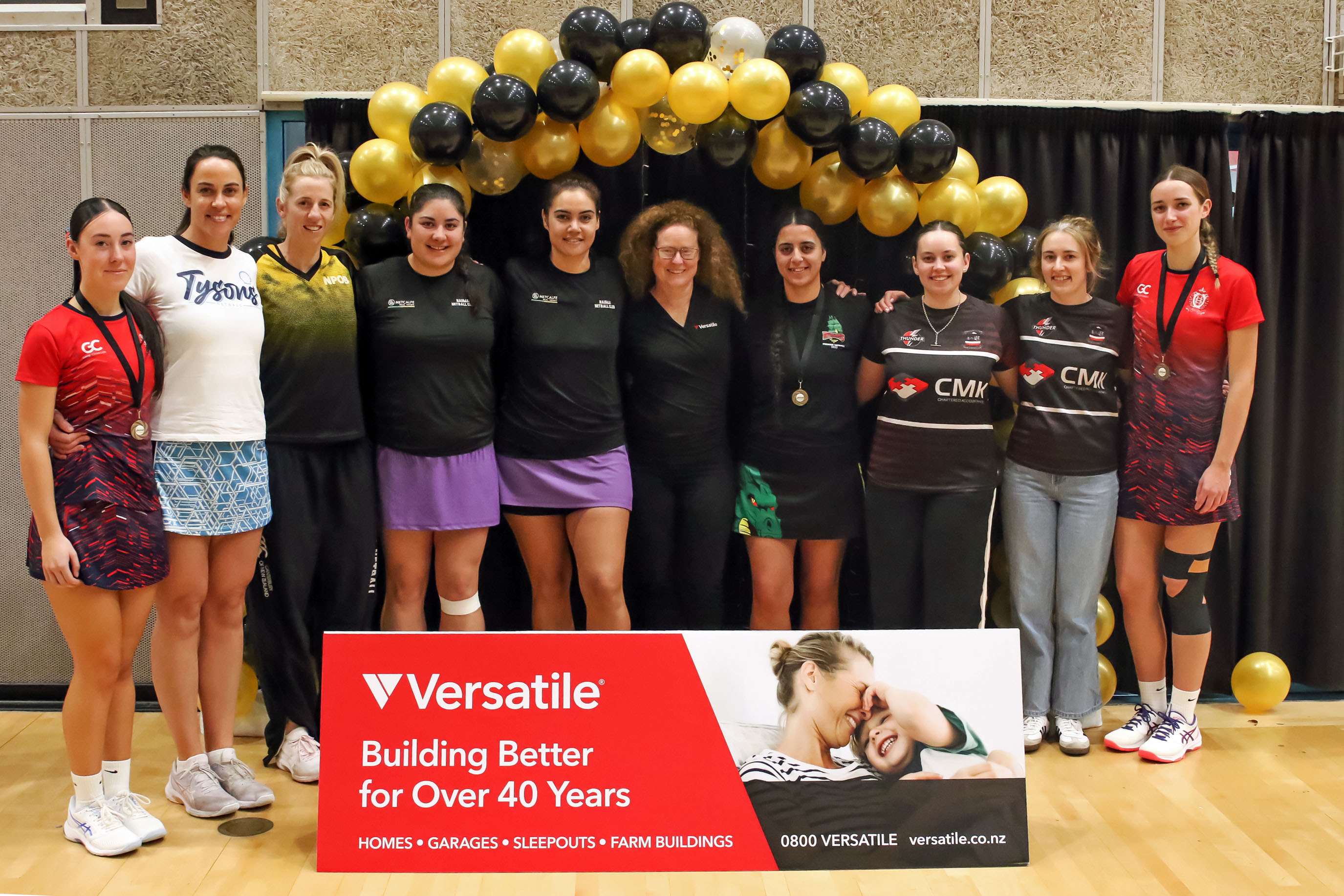 Netball: Versatile re-commits to premier league