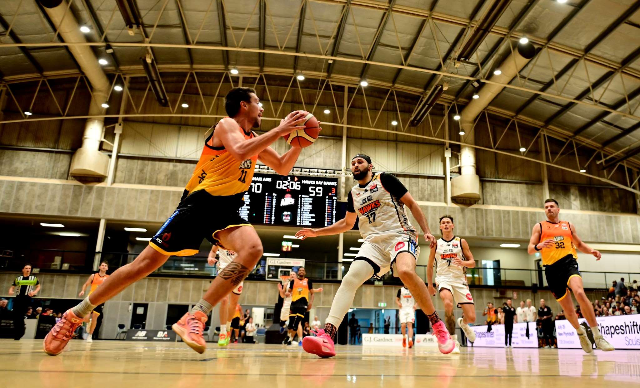 Basketball: Airs propel past Hawks to be two from two