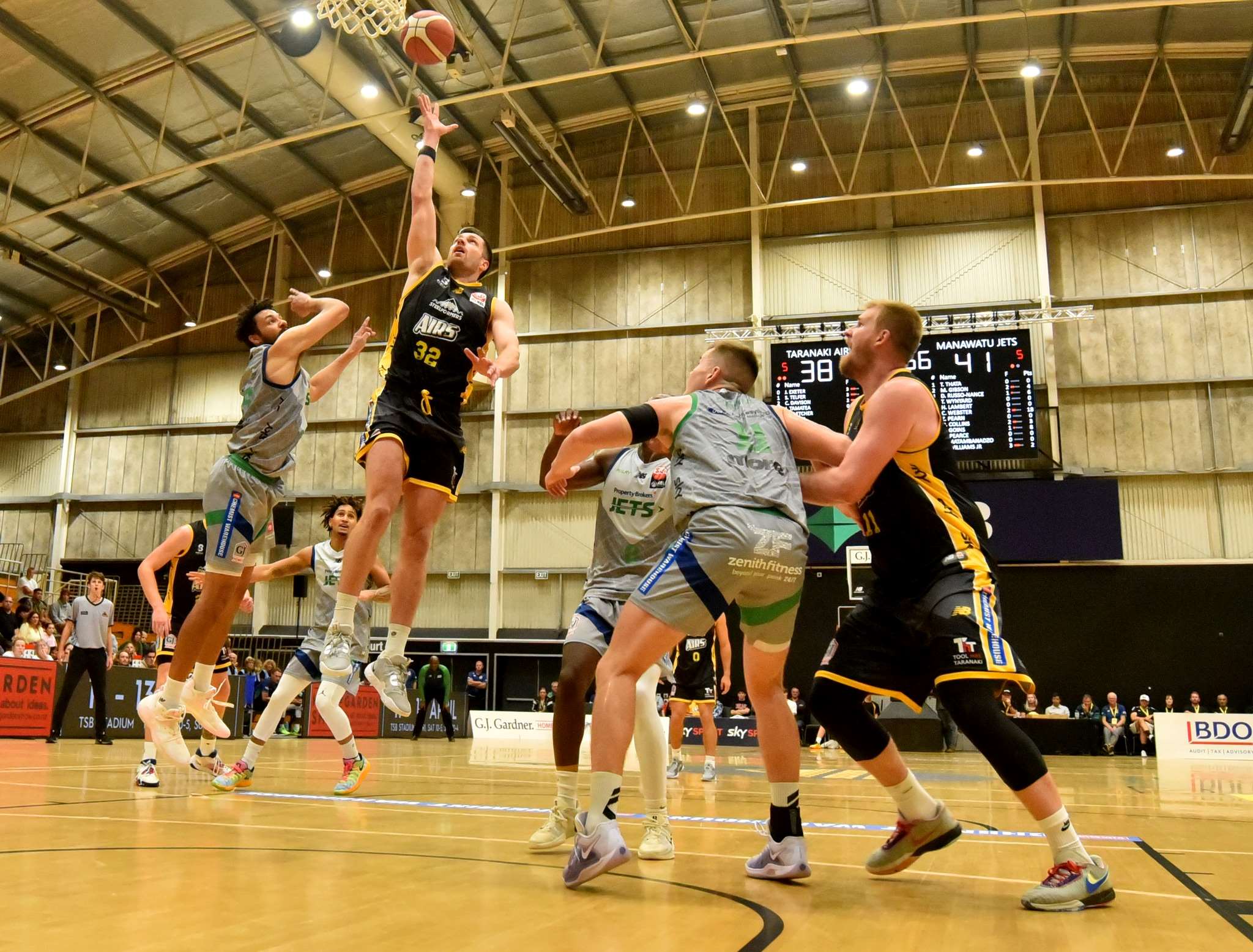 Basketball: Airs looking to reignite finals push